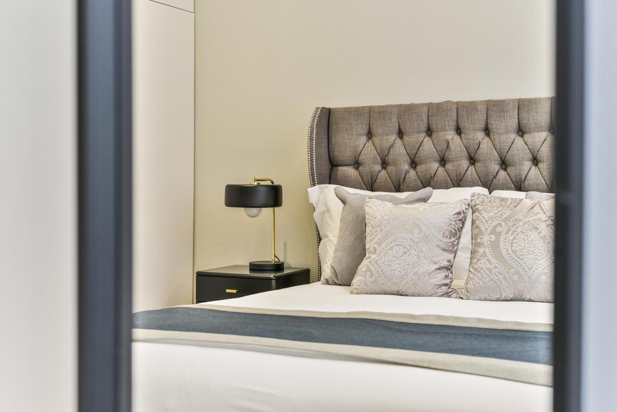 Avari Apartments - Hatton Collection Лондон Экстерьер фото